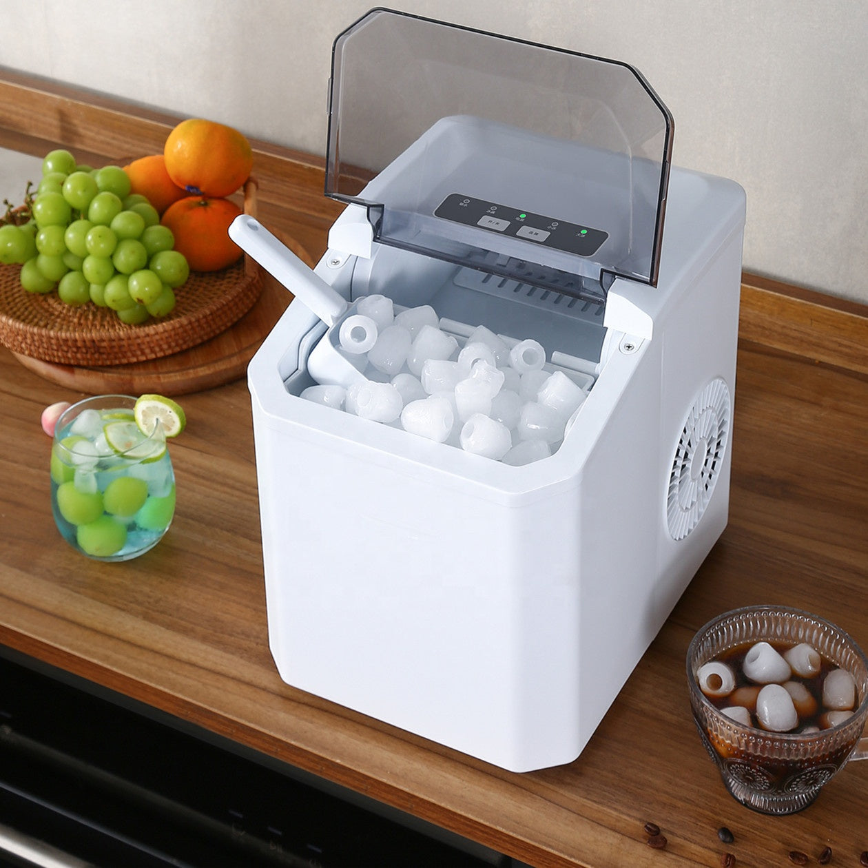 Silver Crest Ice Maker – 150W